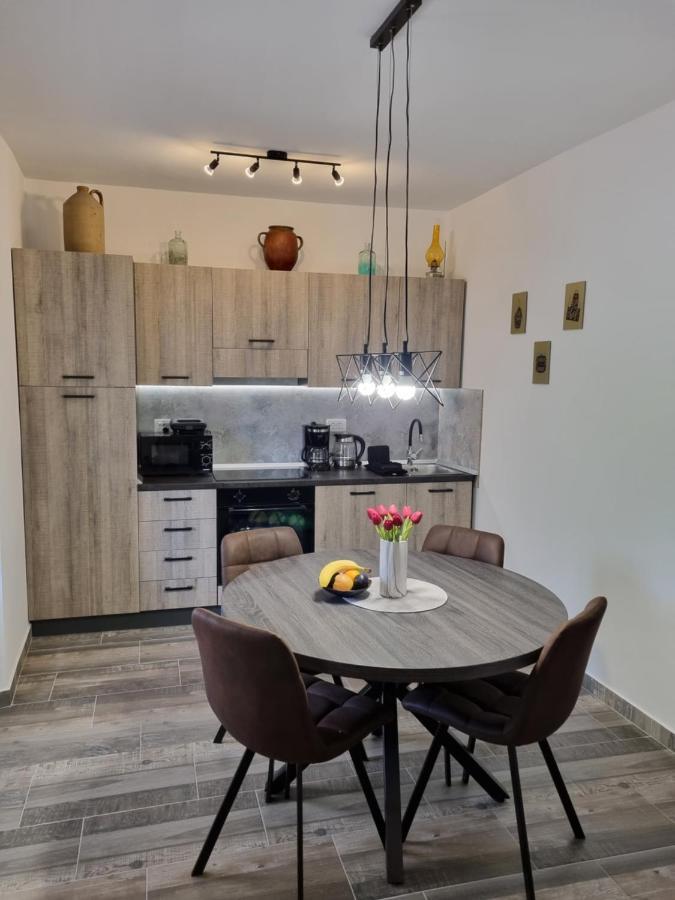 Apartment Meli In Village *