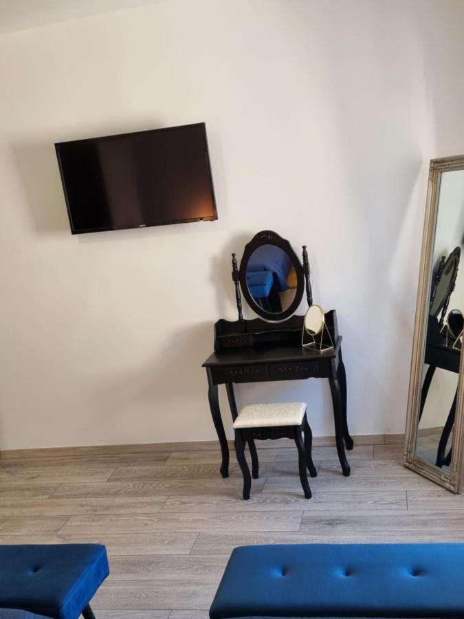 Apartment Meli In Village *